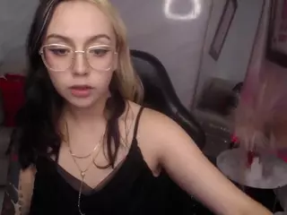 SEXYHELA's Live Sex Cam Show