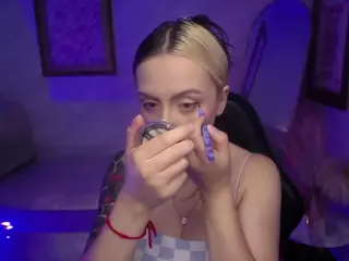 SEXYHELA's Live Sex Cam Show