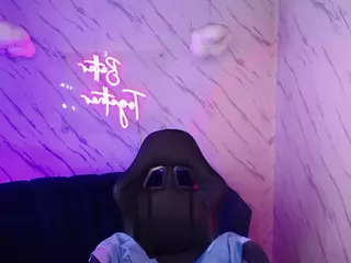 SEXYHELA's Live Sex Cam Show