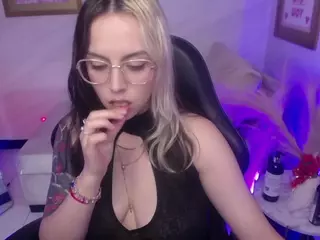 SEXYHELA's Live Sex Cam Show