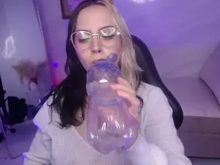 SEXYHELA's Live Sex Cam Show