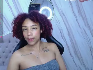 VIOLETHSKINNY's Live Sex Cam Show