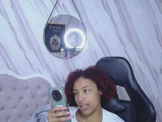 VIOLETHSKINNY's Live Sex Cam Show