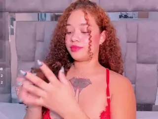 Zuly-Jones's Live Sex Cam Show