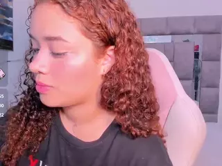 Zuly-Jones's Live Sex Cam Show