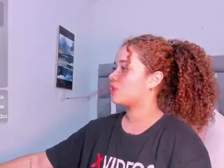 Zuly-Jones's Live Sex Cam Show