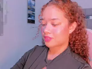 Zuly-Jones's Live Sex Cam Show