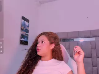 Zuly-Jones's Live Sex Cam Show