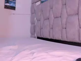 Zuly-Jones's Live Sex Cam Show
