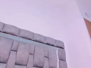 Zuly-Jones's Live Sex Cam Show