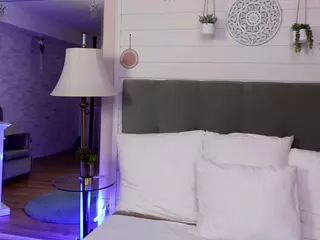 LinaReese's Live Sex Cam Show