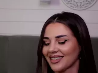 LinaReese's Live Sex Cam Show