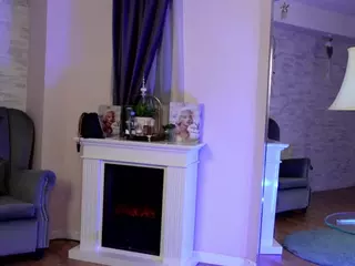 LinaReese's Live Sex Cam Show