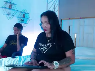 WildFlameF's Live Sex Cam Show