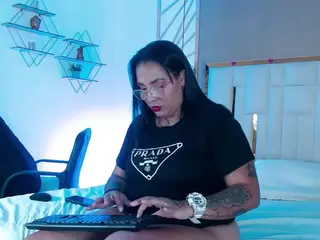 WildFlameF's Live Sex Cam Show