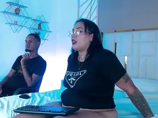 WildFlameF's Live Sex Cam Show