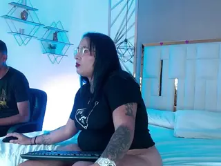 WildFlameF's Live Sex Cam Show
