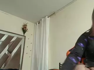 leyladarly's Live Sex Cam Show