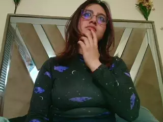 leyladarly's Live Sex Cam Show