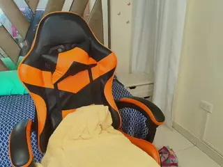 leyladarly's Live Sex Cam Show