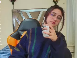 leyladarly's Live Sex Cam Show