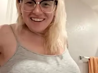 MAXXX's Live Sex Cam Show