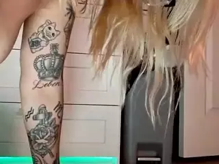 MAXXX's Live Sex Cam Show