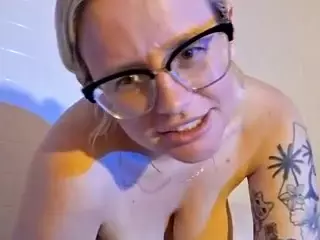 MAXXX's Live Sex Cam Show