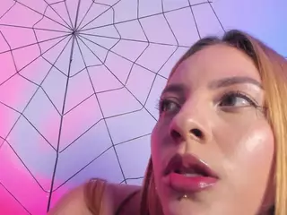 DannaRoberts's Live Sex Cam Show
