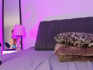 DannaRoberts's Live Sex Cam Show