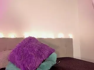 EmyCross's Live Sex Cam Show