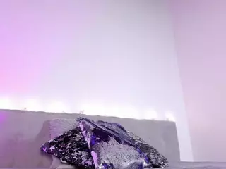 EmyCross's Live Sex Cam Show