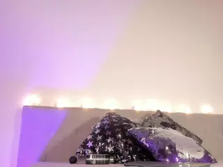 EmyCross's Live Sex Cam Show
