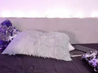 EmyCross's Live Sex Cam Show