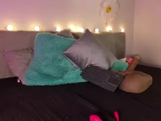 EmyCross's Live Sex Cam Show