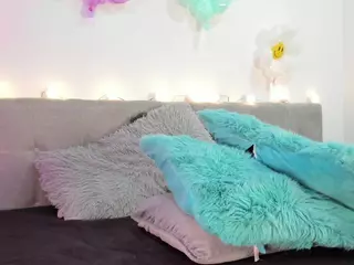 EmyCross's Live Sex Cam Show