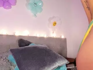 EmyCross's Live Sex Cam Show