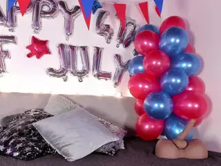 EmyCross's Live Sex Cam Show