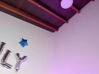EmyCross's Live Sex Cam Show