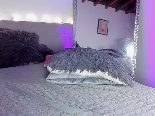 EmyCross's Live Sex Cam Show