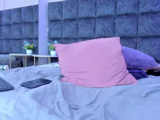 LilyRoxi's Live Sex Cam Show