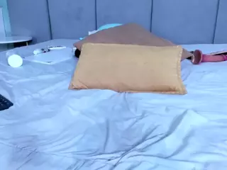 LilyRoxi's Live Sex Cam Show