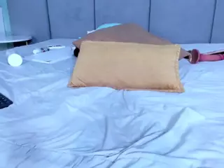 LilyRoxi's Live Sex Cam Show