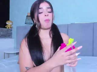 LilyRoxi's Live Sex Cam Show