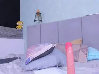 LilyRoxi's Live Sex Cam Show