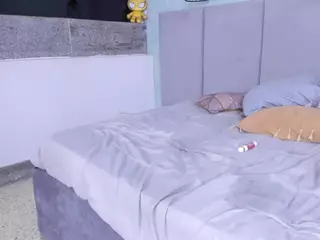 LilyRoxi's Live Sex Cam Show