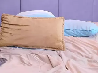 LilyRoxi's Live Sex Cam Show