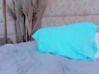 LilyRoxi's Live Sex Cam Show