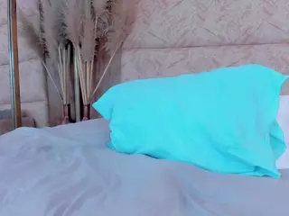 LilyRoxi's Live Sex Cam Show