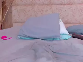 LilyRoxi's Live Sex Cam Show